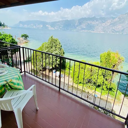 Bommartini Hotel