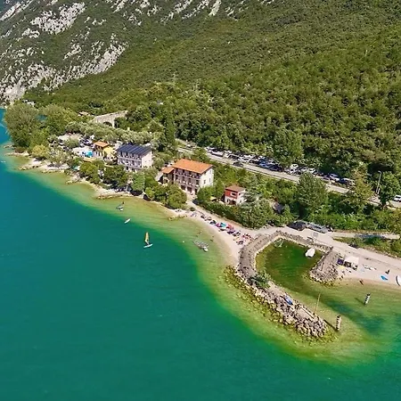 Bommartini Hotel *
