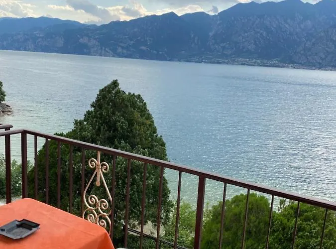 Szálloda Bommartini *